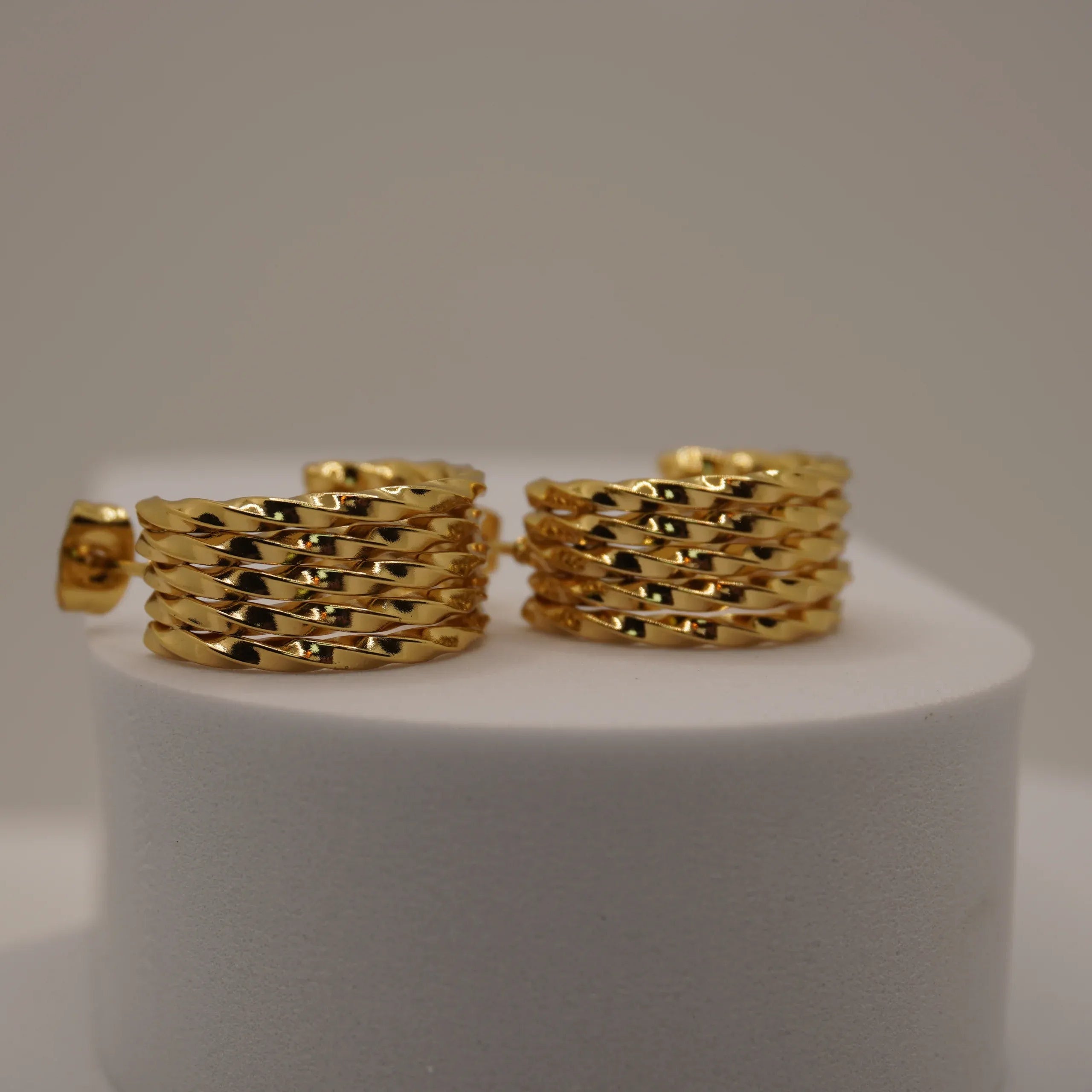 Brielle Textured Hoop Earrings | Waterproof 18k Gold