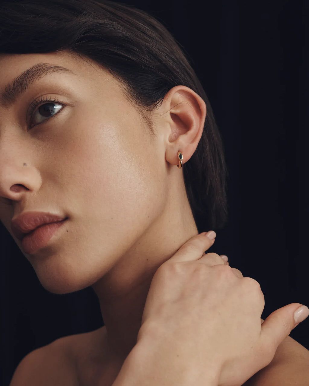 Alina Marquise Blue Sapphire Huggie Earrings | Waterproof 18k Gold