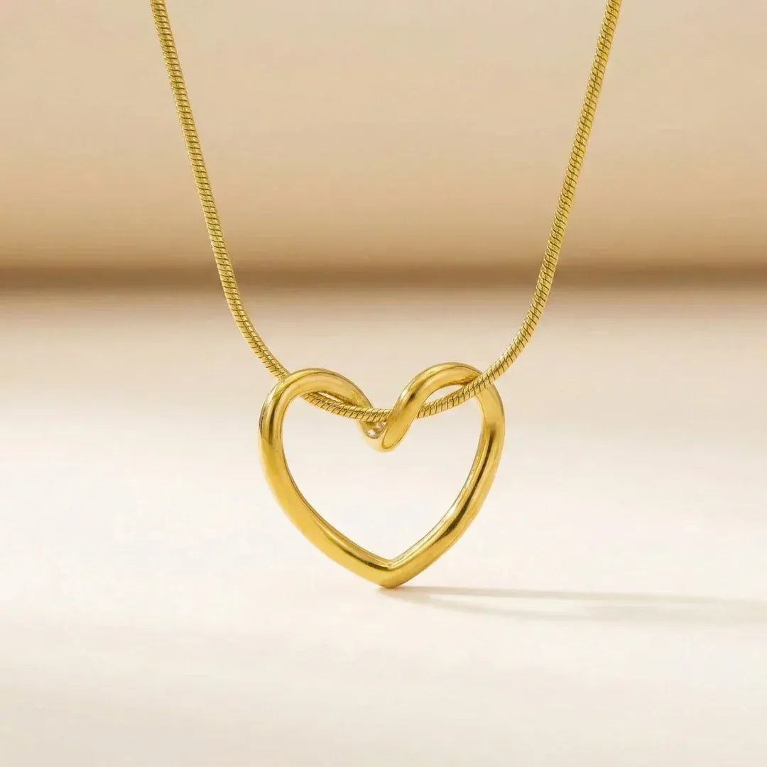 Cybele Hollow Heart Necklace | Waterproof 18k Gold