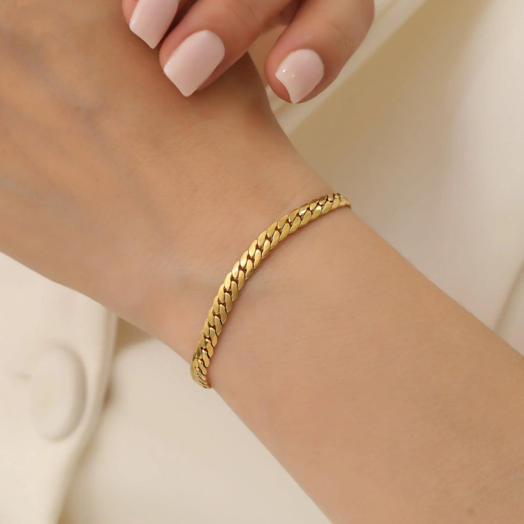 Belerose Flat Curb Chain Bracelet | Waterproof 18k Gold