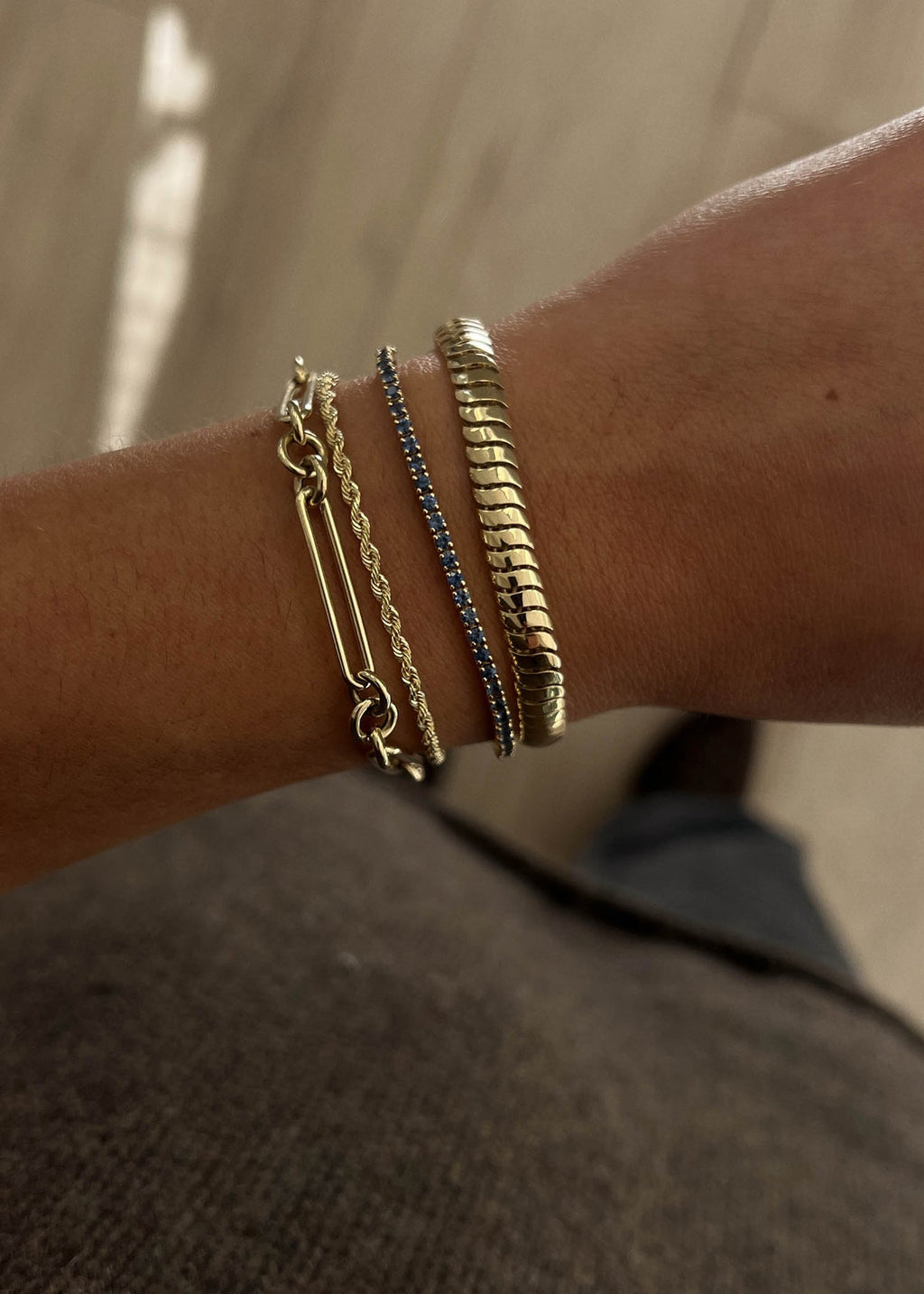 Cassia Blue Sapphire Crystal Tennis Chain Bracelet | Waterproof 18k Gold