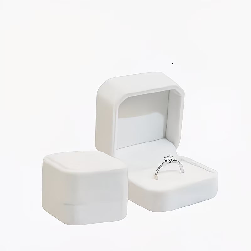 The Finishing Touch | White Velvet Jewelry Box