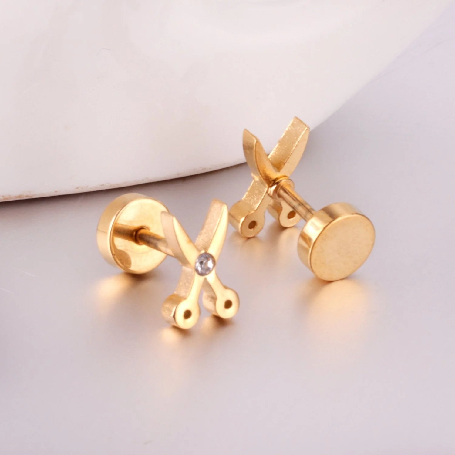 Beletriz Snippy Scissors Flat Back Studs