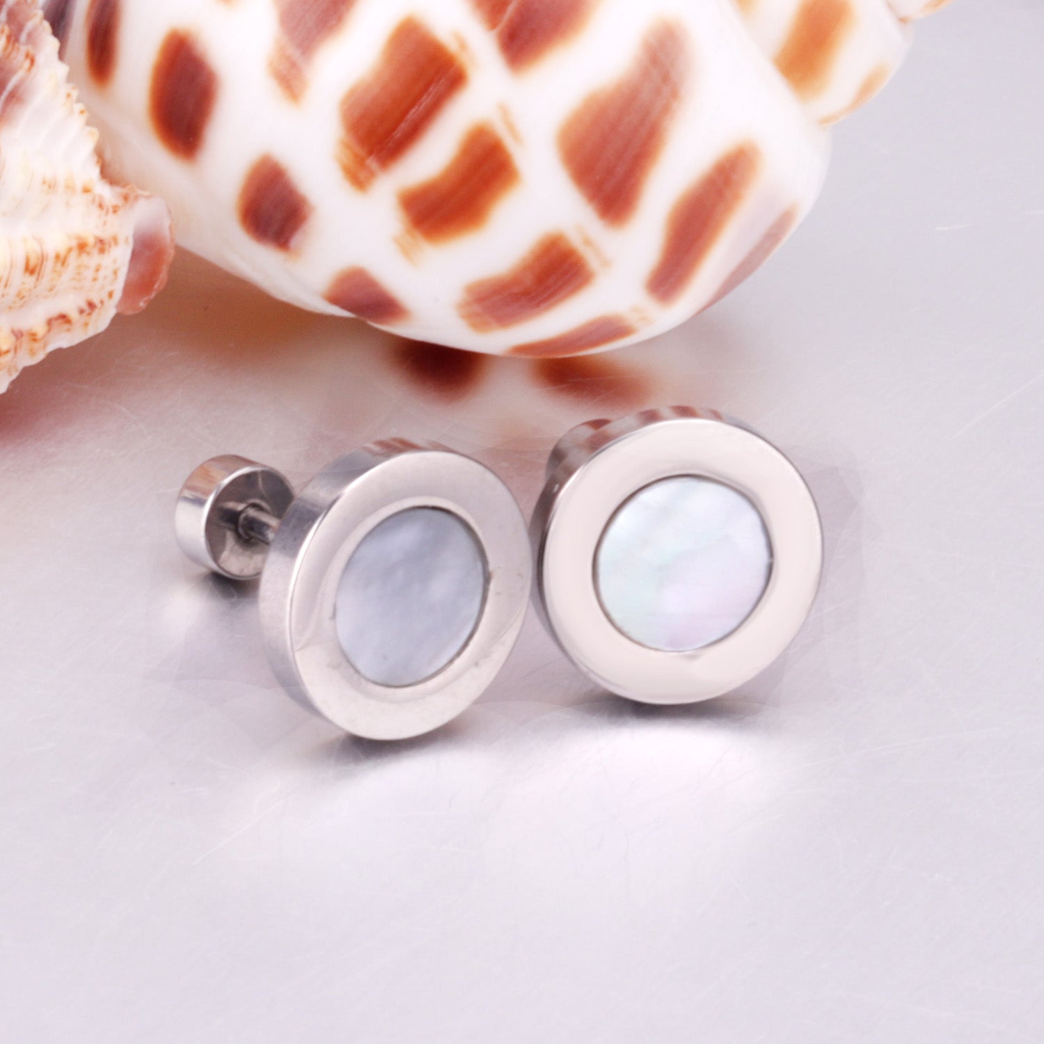 Belatriz Round Shape Flat Back Studs