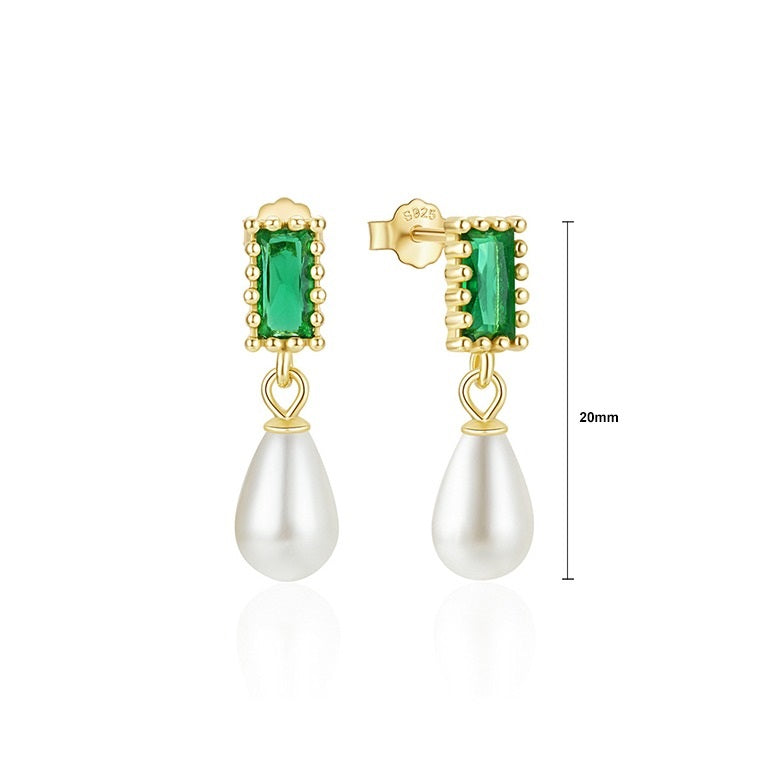 Veda Emerald Green Pearl Drops earrings